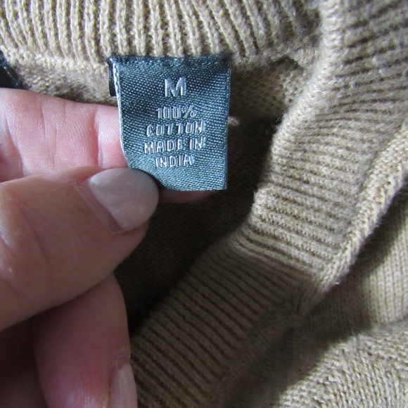 Lyle & Scott Scotland men's v-neck tan sweater - Picture 4 of 5